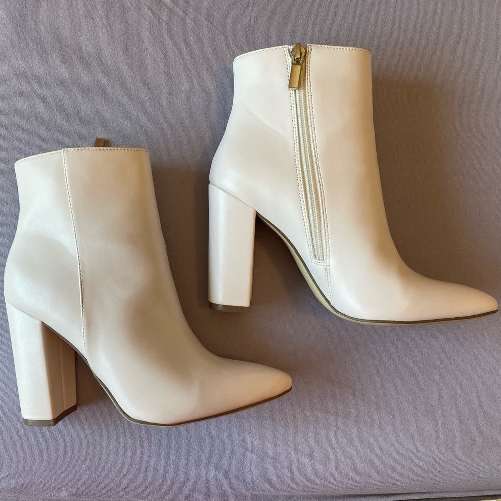 Block heel boots